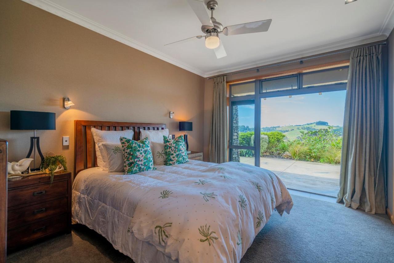 Luxury Country Retreat Apartamento Cooks Beach Exterior foto