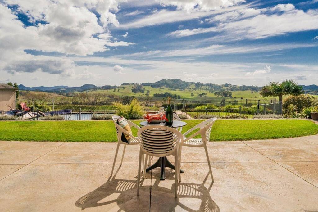 Luxury Country Retreat Apartamento Cooks Beach Exterior foto